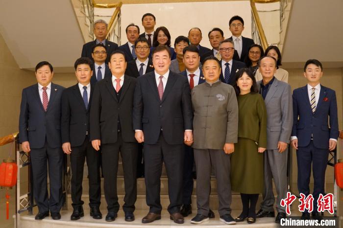 中国驻韩国大使馆举办旅韩侨界新春座谈会。 刘旭 摄 中国驻韩国大使馆举办旅韩侨界新春座谈会。 刘旭 摄