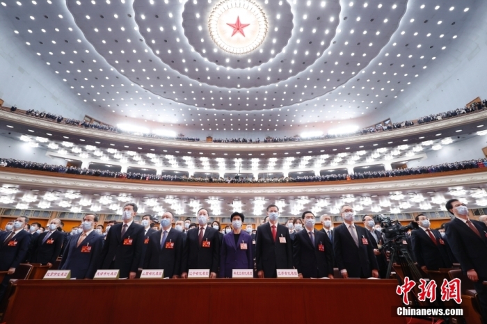 2023年3月5日,十四届全国人大一次会议在北京人民大会堂开幕。<a target='_blank' data-cke-saved-href='/' href='/'>中新社</a>记者 盛佳鹏 摄 2023年3月5日,十四届全国人大一次会议在北京人民大会堂开幕。<a target='_blank' data-cke-saved-href='/' href='/'>中新社</a>记者 盛佳鹏 摄