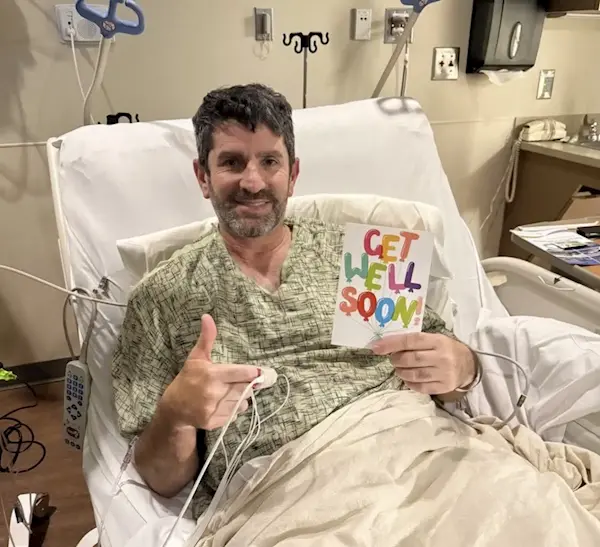 特斯拉用户自述被车救命：心梗突发无法驾驶 FSD自动送到医院